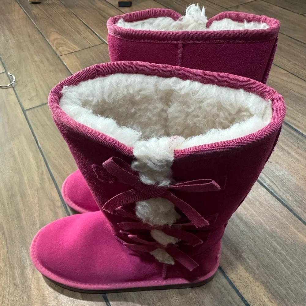 KOOLABURRA BY UGG Suede bow tall pink boots size 4